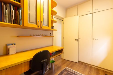 Casa à venda com 147m², 3 quartos e 2 vagasEscritório