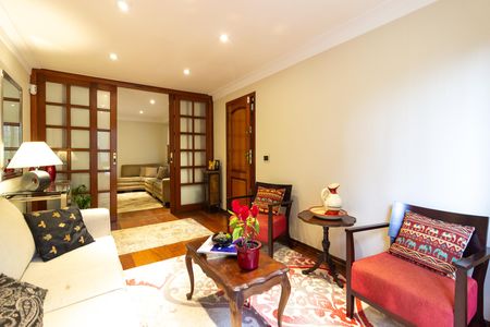 Casa à venda com 147m², 3 quartos e 2 vagasSala