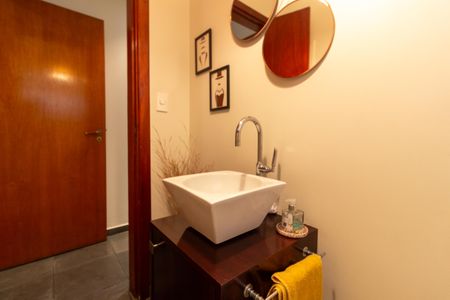 Casa à venda com 147m², 3 quartos e 2 vagasLavabo