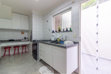 Casa à venda com 147m², 3 quartos e 2 vagasCozinha