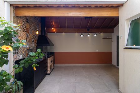 Casa de condomínio para alugar com 110m², 3 quartos e 2 vagasQuintal dos fundos