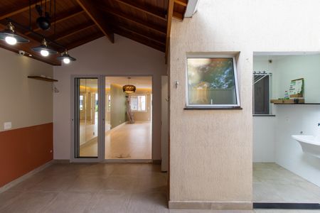 Casa de condomínio para alugar com 110m², 3 quartos e 2 vagasQuintal dos fundos