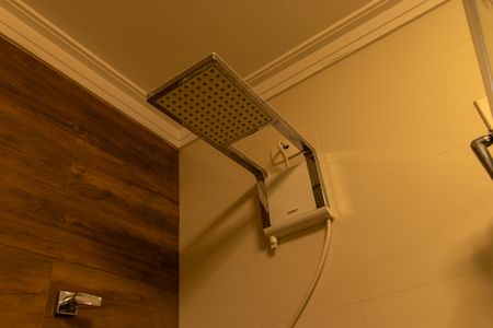 Casa de condomínio para alugar com 110m², 3 quartos e 2 vagasBanheiro do Quarto 3 - Suíte