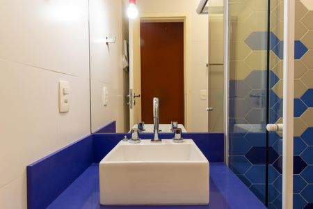 Casa de condomínio para alugar com 110m², 3 quartos e 2 vagasBanheiro andar superior