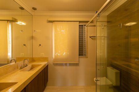 Casa de condomínio para alugar com 110m², 3 quartos e 2 vagasBanheiro do Quarto 3 - Suíte