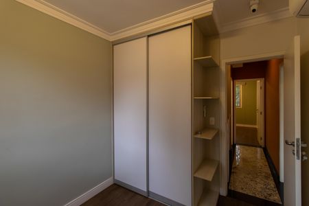 Casa de condomínio para alugar com 110m², 3 quartos e 2 vagasQuarto 1 - Armários