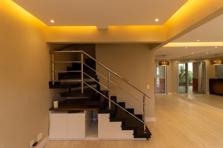 Casa de condomínio para alugar com 110m², 3 quartos e 2 vagasSala