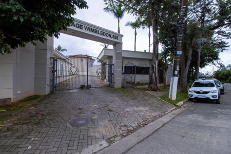 Casa de condomínio para alugar com 110m², 3 quartos e 2 vagasFachada e portaria