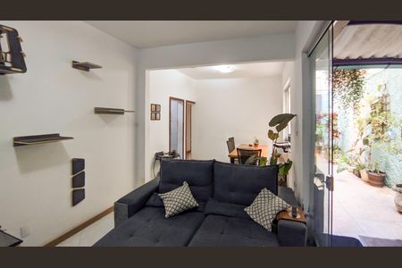 Apartamento à venda com 137m², 3 quartos e 1 vaga Apartamento à venda com 137m², 3 quartos e 1 vagaSala