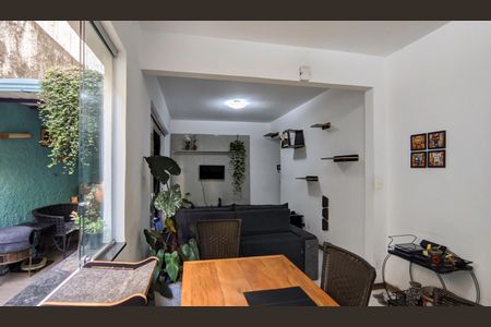 Apartamento à venda com 137m², 3 quartos e 1 vaga Apartamento à venda com 137m², 3 quartos e 1 vagaSala