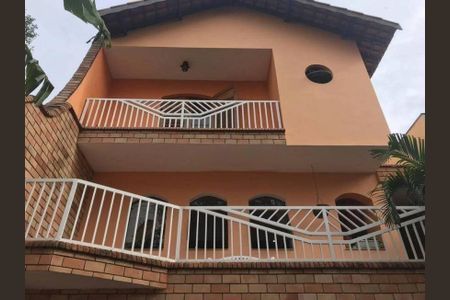 Casa à venda com 360m², 4 quartos e 4 vagas