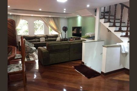 Casa à venda com 360m², 4 quartos e 4 vagas