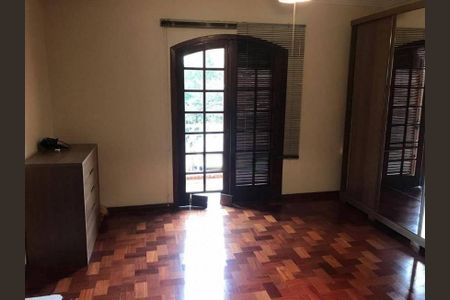 Casa à venda com 360m², 4 quartos e 4 vagas