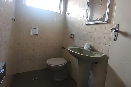 Casa à venda com 98m², 2 quartos e 2 vagas