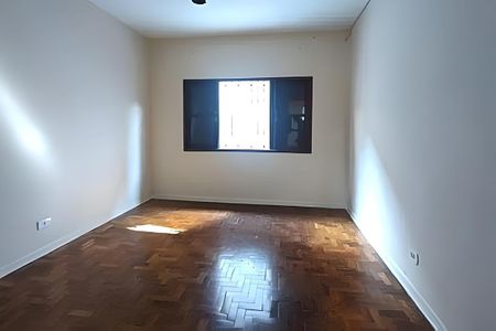 Casa à venda com 98m², 2 quartos e 2 vagas