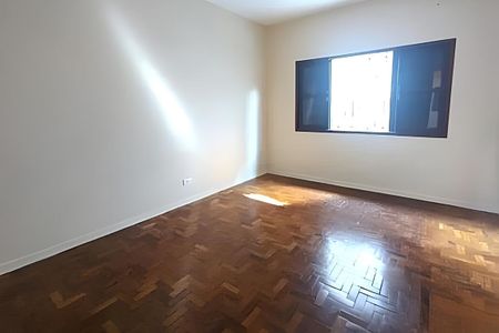 Casa à venda com 98m², 2 quartos e 2 vagas