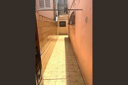 Casa à venda com 98m², 2 quartos e 2 vagas