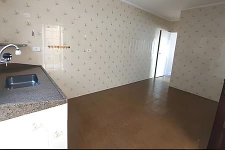 Casa à venda com 98m², 2 quartos e 2 vagas