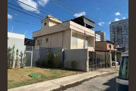 Casa à venda com 270m², 5 quartos e 2 vagas