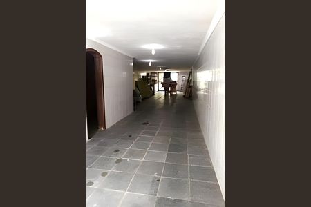 Casa à venda com 300m², 3 quartos e 6 vagas