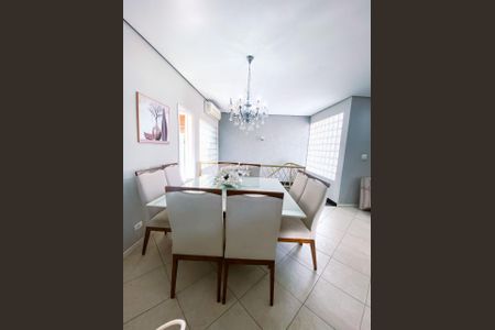 Casa à venda com 224m², 3 quartos e 2 vagas