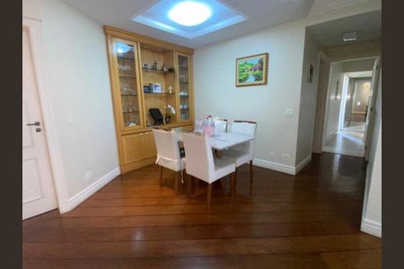 Apartamento à venda com 120m², 3 quartos e 2 vagas