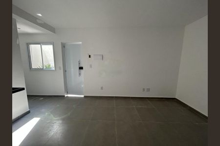 Apartamento à venda com 37m², 2 quartos e sem vaga