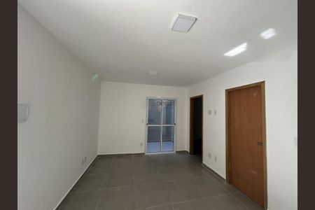 Apartamento à venda com 37m², 2 quartos e sem vaga