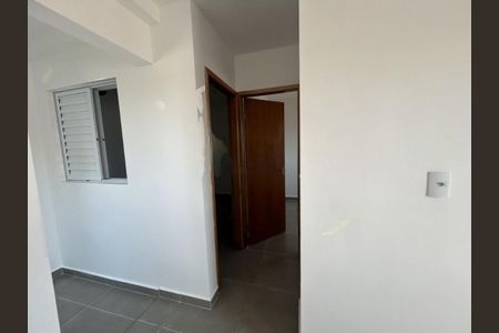 Apartamento à venda com 34m², 2 quartos e sem vaga