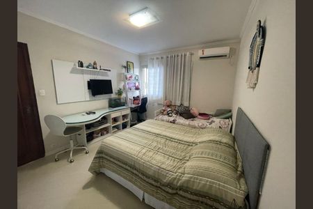 Casa à venda com 250m², 3 quartos e 5 vagas