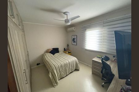 Casa à venda com 250m², 3 quartos e 5 vagas