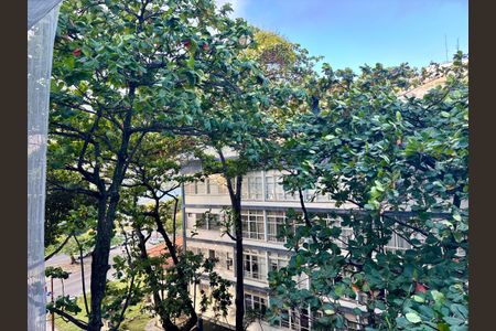 Apartamento à venda com 415m², 4 quartos e 3 vagas Apartamento à venda com 415m², 4 quartos e 3 vagasQuarto 1 - vista