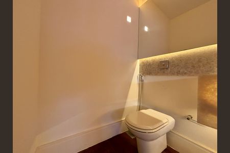 Apartamento à venda com 415m², 4 quartos e 3 vagas Apartamento à venda com 415m², 4 quartos e 3 vagasLavabo