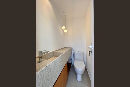 Apartamento à venda com 415m², 4 quartos e 3 vagas Apartamento à venda com 415m², 4 quartos e 3 vagasCobertura - banheiro