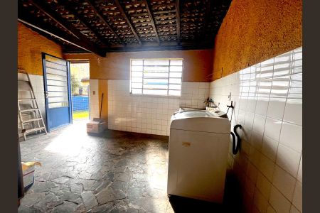 Casa à venda com 1710m², 4 quartos e sem vagaLavanderia