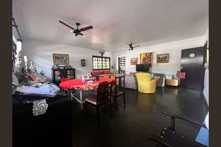 Casa à venda com 1710m², 4 quartos e sem vagaSala 2