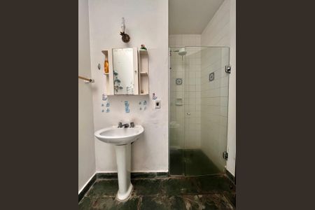 Casa à venda com 1710m², 4 quartos e sem vagaBanheiro Escritório