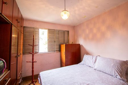 Apartamento à venda com 71m², 3 quartos e 2 vagasQuarto 2