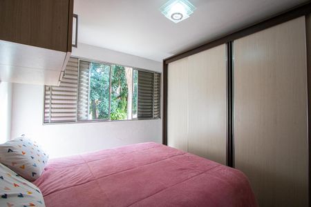 Apartamento à venda com 71m², 3 quartos e 2 vagasQuarto 3