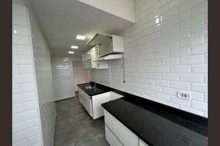 Apartamento à venda com 55m², 2 quartos e 1 vagaCozinha
