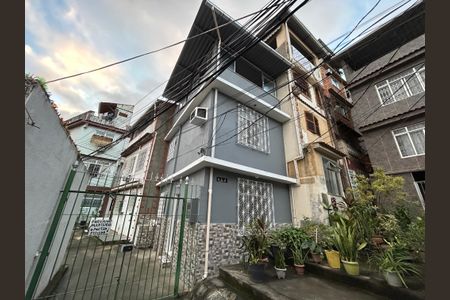 Casa para alugar com 80m², 2 quartos e sem vagaFachada
