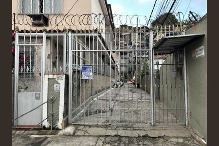 Casa para alugar com 80m², 2 quartos e sem vagaFachada + Plaquinha