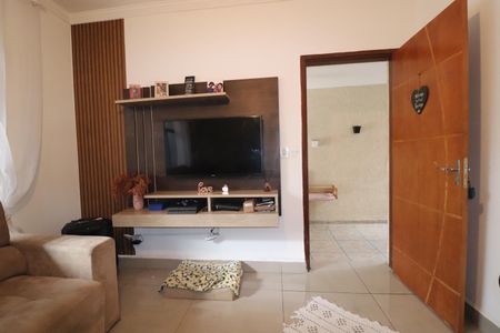 Casa à venda com 189m², 4 quartos e 2 vagasSala