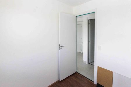 Quarto de apartamento para alugar com 2 quartos, 34m² em Parque Sao Rafael, São Paulo