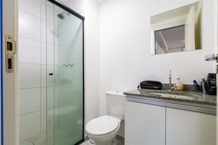Banheiro de apartamento para alugar com 1 quarto, 41m² em Água Branca, São Paulo
