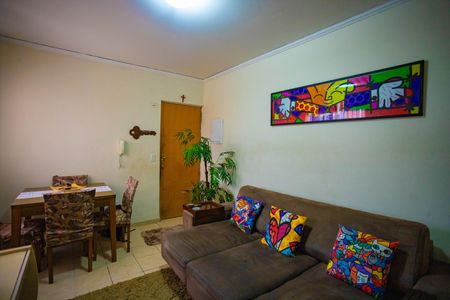 Apartamento à venda com 52m², 2 quartos e 1 vaga Apartamento à venda com 52m², 2 quartos e 1 vagaSala