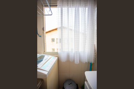 Apartamento à venda com 52m², 2 quartos e 1 vaga Apartamento à venda com 52m², 2 quartos e 1 vagaÁrea de serviço