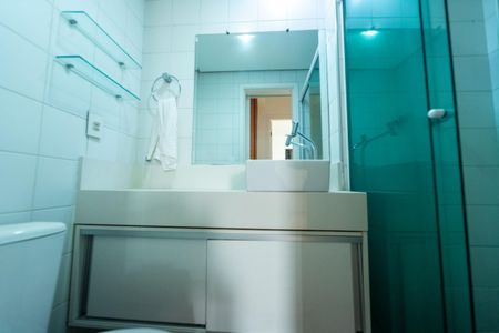 Apartamento à venda com 85m², 2 quartos e 2 vagasBanheiro Social