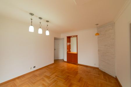 Apartamento à venda com 85m², 2 quartos e 2 vagasSala 