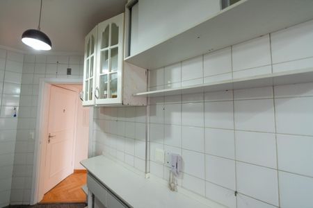 Apartamento à venda com 85m², 2 quartos e 2 vagasCozinha